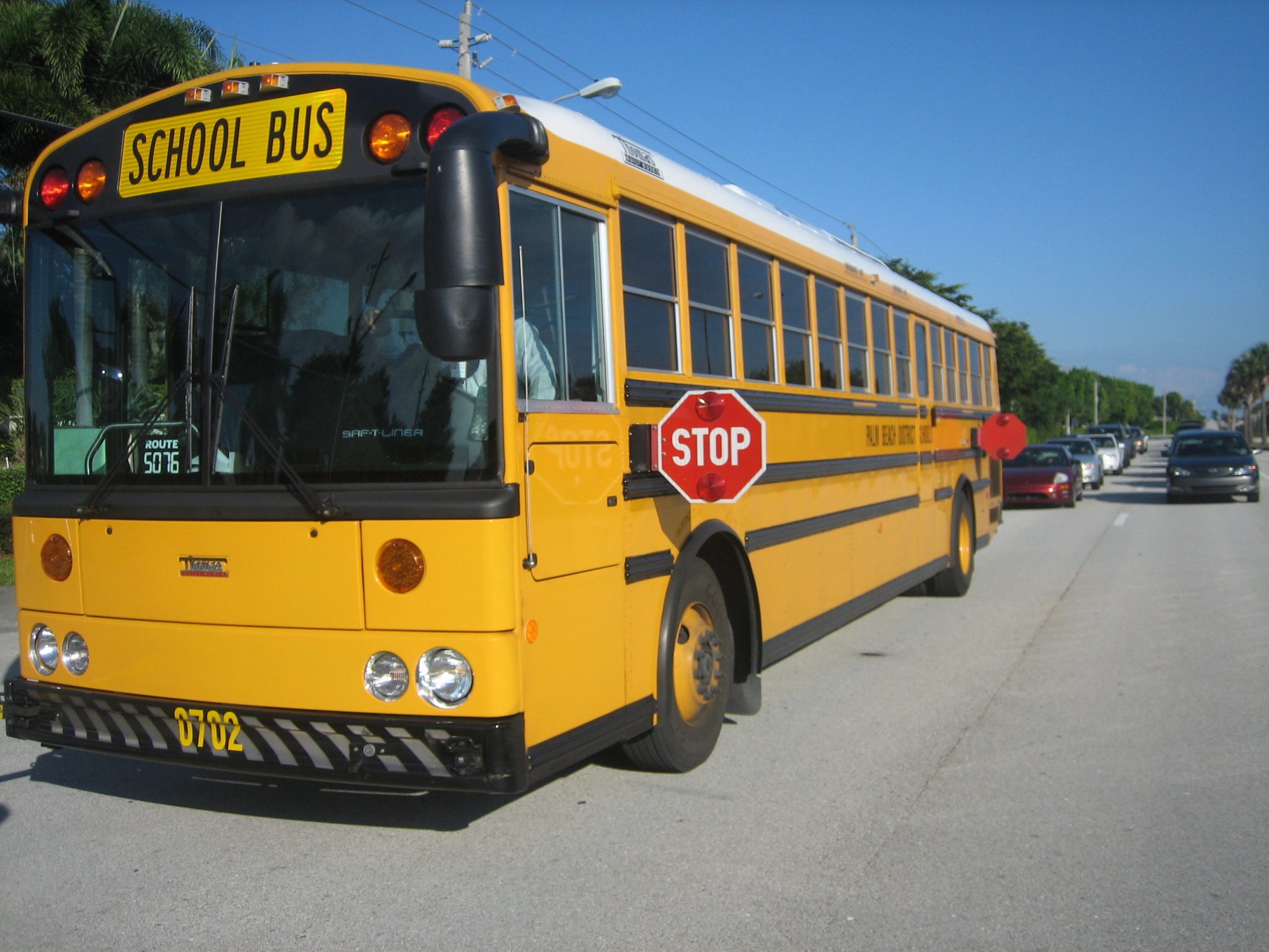 Increased Bus Safety with Extended Stop Arms